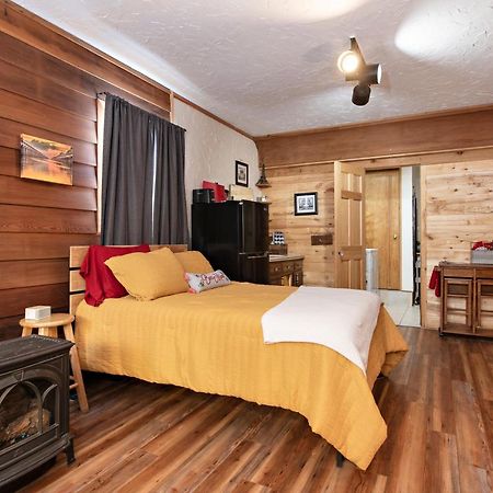 Wanderer Studio, An Off Grid Mountain Guest Studio With Fantastic Views Glenwood Springs Exterior foto